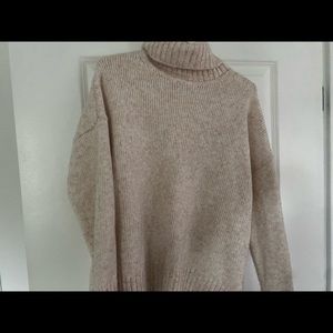 Banana republic turtleneck sweater light sparkly pink